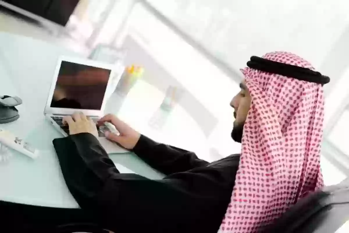 ما هي التخصصات المطلوبة في سوق العمل السعودي؟ وكيف أعمل في مجال الذكاء الاصطناعي؟