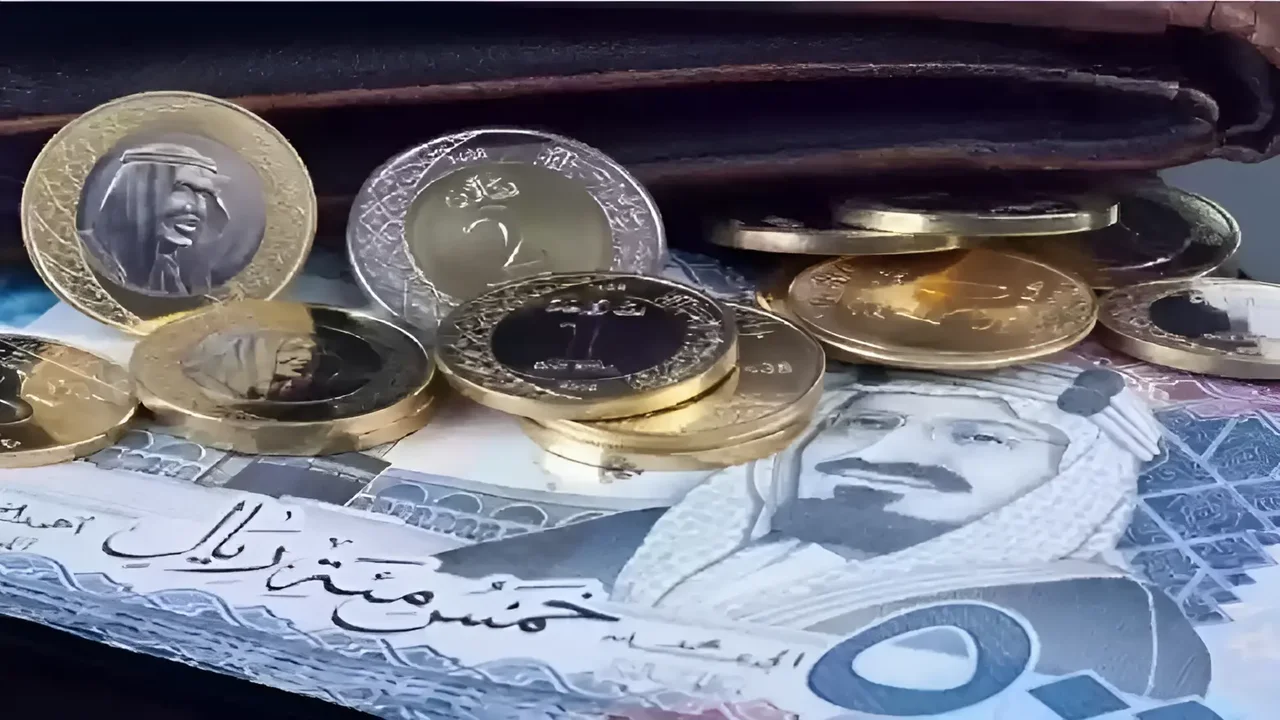 مع بداية التعاملات.. ارتفاع سعر الريال السعودي مقابل الجنيه المصري اليوم الثلاثاء 4 مارس