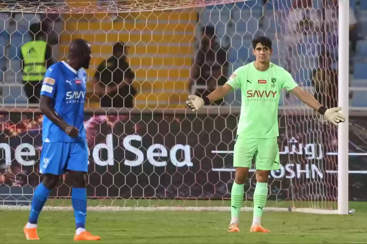 الهلال يستعد لمواجهة الفيحاء في الجولة السابعة من دوري روشن.. من هو بديل بونو والعويس